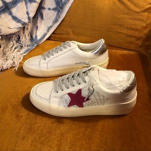 Vintage Havana sneakers never worn!